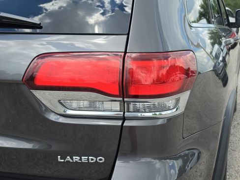 Used 2021 Jeep Grand Cherokee Laredo RWD image 8