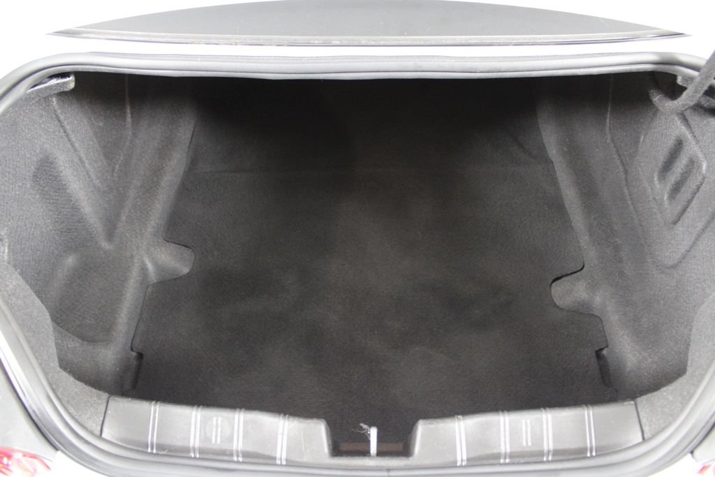 Used 2023 Chevrolet Camaro LT RWD image 15
