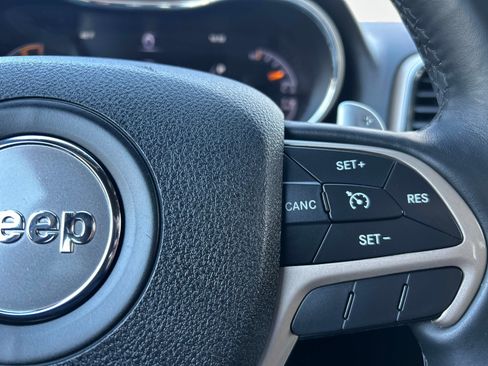 Used 2014 Jeep Grand Cherokee Limited image 26