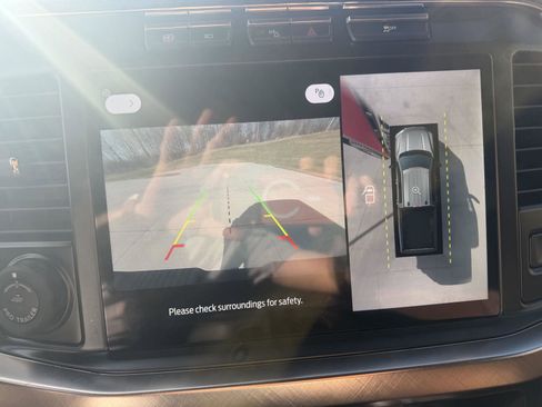 Used 2023 Ford F350 King Ranch image 18