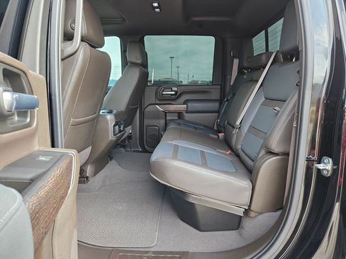 Used 2023 GMC Sierra 2500 Denali w/ Denali Ultimate Package image 14