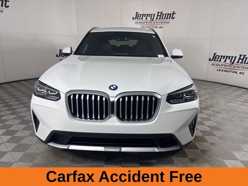 Used 2024 BMW X3 sDrive30i image 3