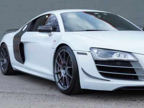 Used 2012 Audi R8 GT image 26