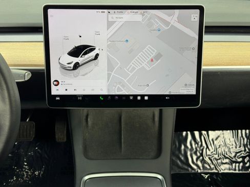 Used 2022 Tesla Model 3 Long Range image 21