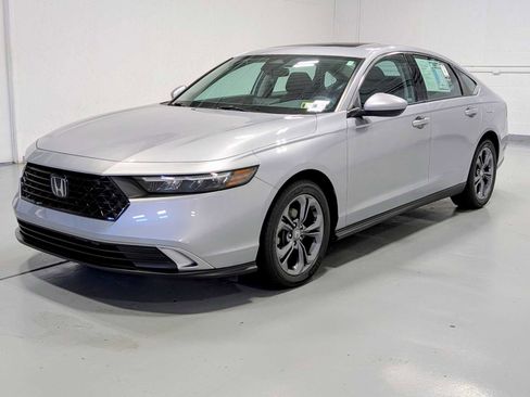 Used 2023 Honda Accord EX image 1