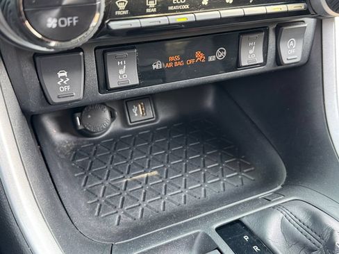 Certified 2024 Toyota RAV4 XLE w/ Convenience Package AWD/4WD image 24