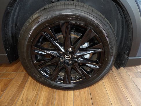 Certified 2025 MAZDA CX-5 Carbon Edition AWD/4WD image 4