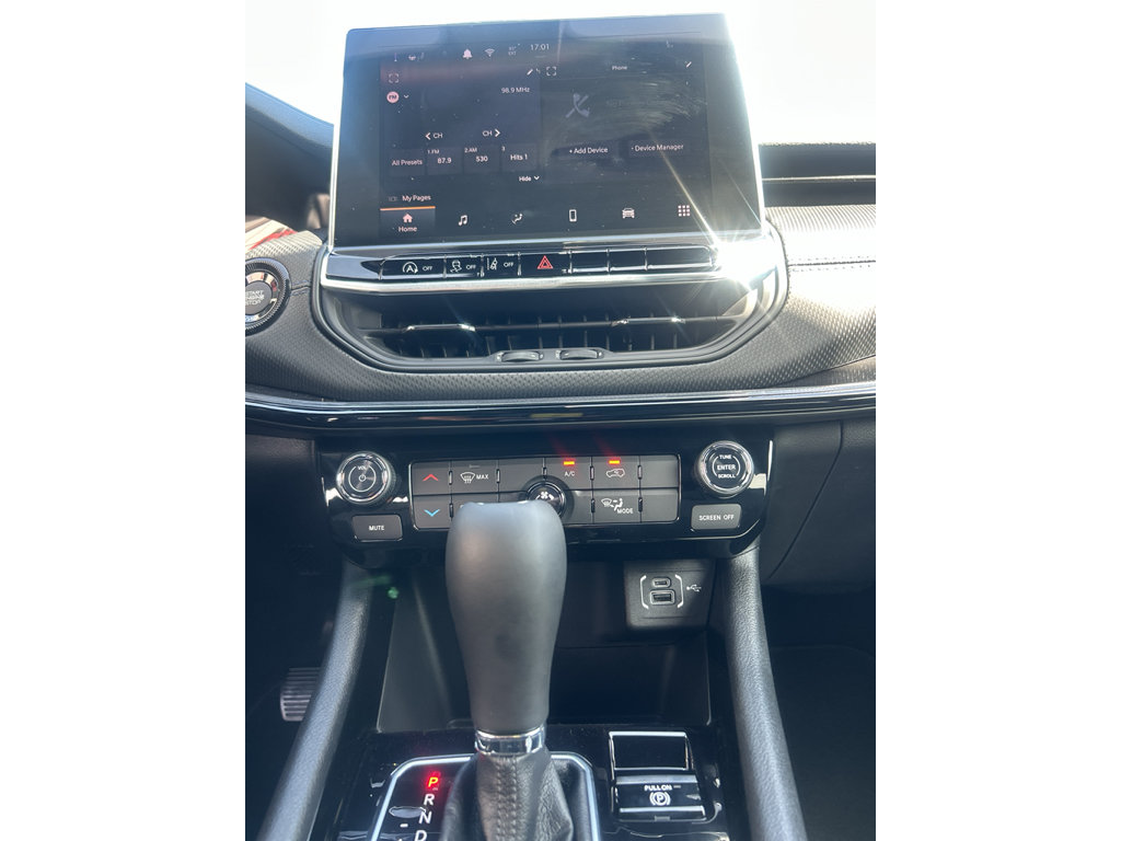 New 2026 Jeep Compass Latitude AWD/4WD image 13