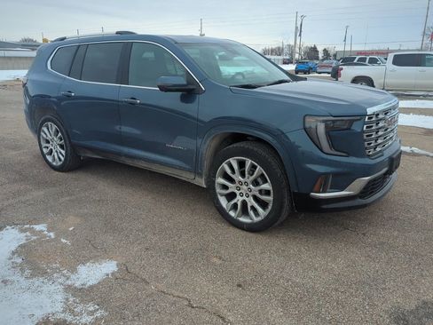 Used 2024 GMC Acadia Denali w/ Super Cruise Package AWD/4WD image 3