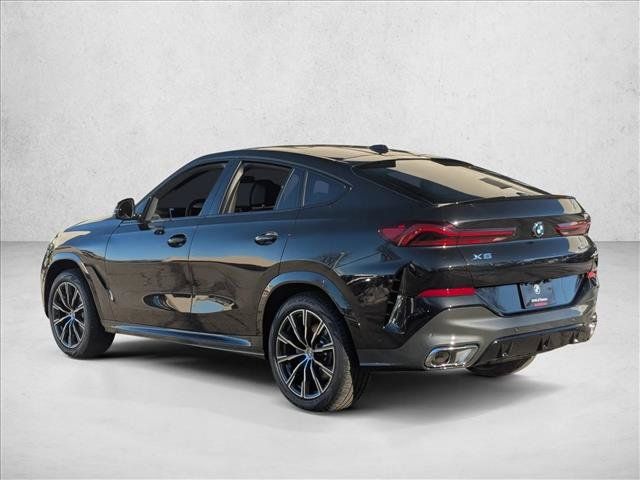 Used 2026 BMW X6 xDrive40i w/ Climate Comfort Package AWD/4WD image 9
