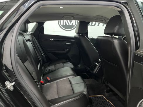 Used 2016 Chevrolet Impala LT image 28