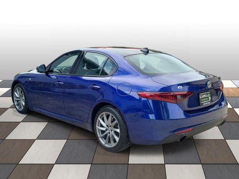 Used 2023 Alfa Romeo Giulia Ti AWD/4WD image 6
