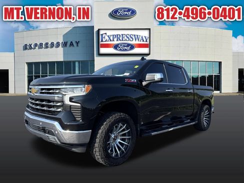 Used 2022 Chevrolet Silverado 1500 LTZ w/ LTZ Convenience Package II AWD/4WD image 9