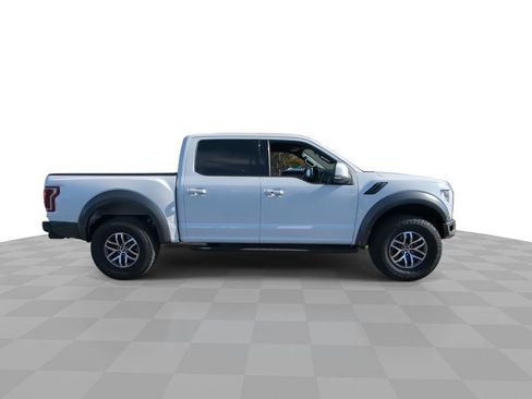 Used 2018 Ford F150 Raptor w/ Equipment Group 802A Luxury image 9