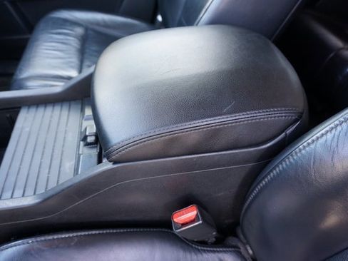 Used 2011 Honda Pilot Touring image 22