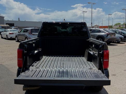 Used 2025 Toyota Tacoma TRD Off-Road AWD/4WD image 29