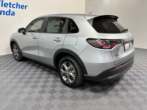 New 2026 Honda HR-V LX image 4