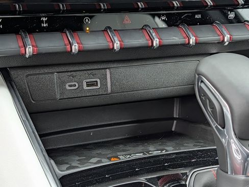 New 2026 GMC Canyon AT4X AWD/4WD image 18