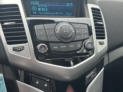 Used 2014 Chevrolet Cruze LT FWD image 9