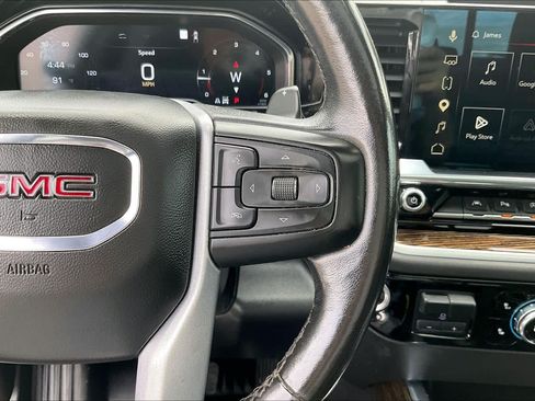 Used 2022 GMC Sierra 1500 Elevation w/ Elevation Premium Package AWD/4WD image 23