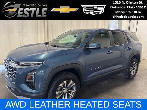 Used 2026 Chevrolet Equinox LT w/ Convenience Package II AWD/4WD image 1