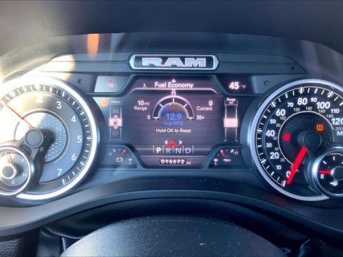 Used 2023 RAM 1500 Laramie image 25