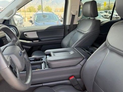 Used 2025 Ford Expedition Max Active AWD/4WD image 13