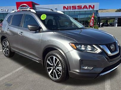 Used 2020 Nissan Rogue SL w/ Premium Package