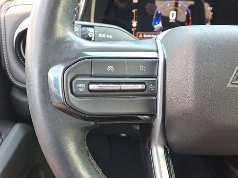 Used 2023 Chevrolet Colorado LT w/ LT Convenience Package III AWD/4WD image 21