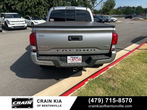 Used 2021 Toyota Tacoma SR AWD/4WD image 7