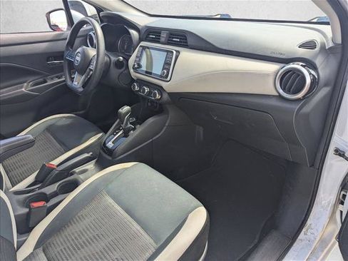 Used 2020 Nissan Versa SV FWD image 17