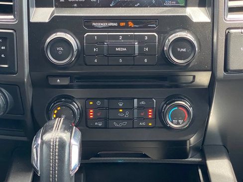 Used 2017 Ford F150 XLT w/ Equipment Group 302A Luxury AWD/4WD image 22