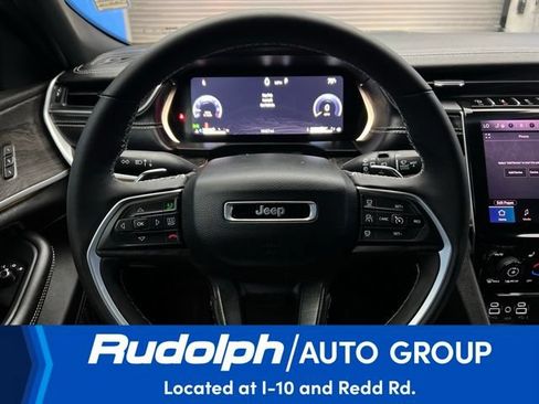 Used 2025 Jeep Grand Cherokee L Limited AWD/4WD image 21