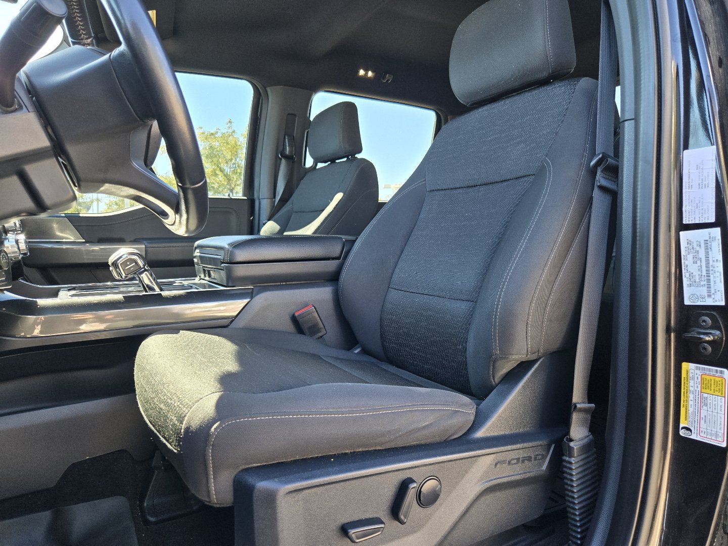 Used 2022 Ford F150 XLT w/ Equipment Group 302A High AWD/4WD image 2