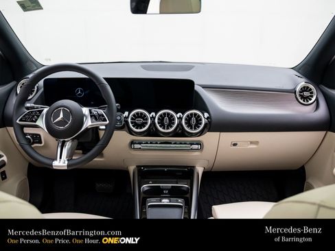 New 2026 Mercedes-Benz GLA 250 4MATIC image 11