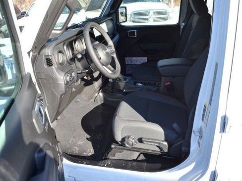 New 2026 Jeep Gladiator Rubicon image 17