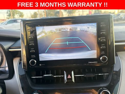 Used 2022 Toyota Corolla LE FWD image 17