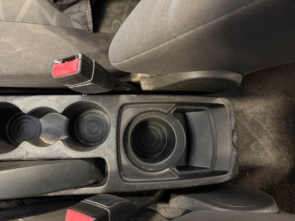 Used 2014 Ford Fiesta S FWD image 27