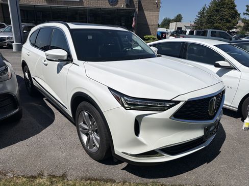 Used 2022 Acura MDX SH-AWD image 2