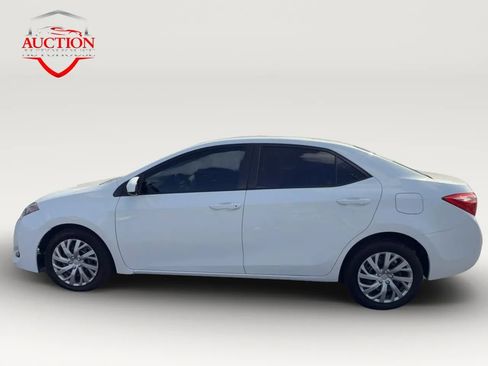 Used 2018 Toyota Corolla LE FWD image 8