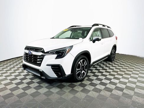 Certified 2023 Subaru Ascent Limited w/ Technology Package AWD/4WD image 5