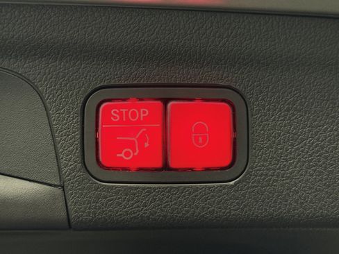 Used 2020 Mercedes-Benz GLE 350 4MATIC image 17