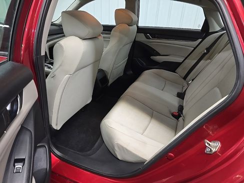 Used 2018 Honda Accord Hybrid image 30