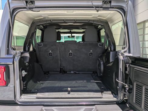 Used 2021 Jeep Wrangler Unlimited Sport AWD/4WD image 14