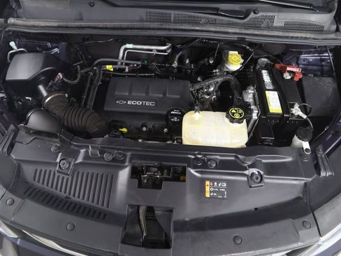 Used 2019 Chevrolet Trax LS w/ Tint and Cruise Package image 40