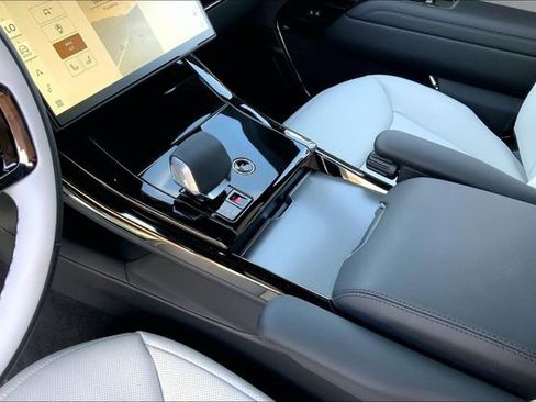 New 2026 Land Rover Range Rover Sport Dynamic SE image 10