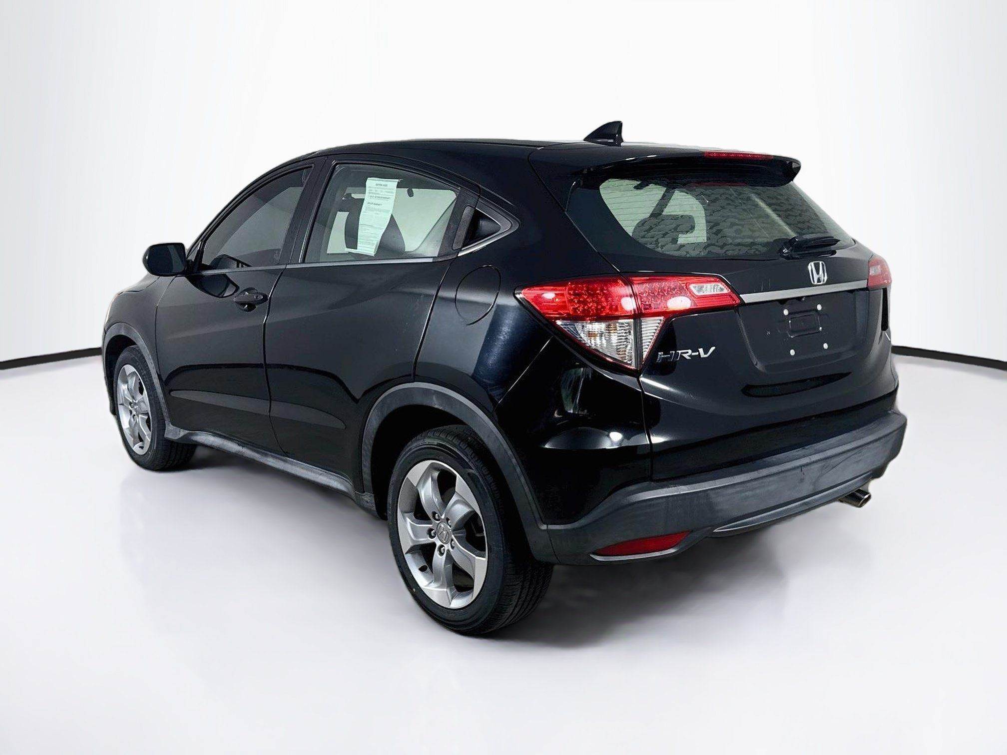 Used 2019 Honda HR-V LX image 28