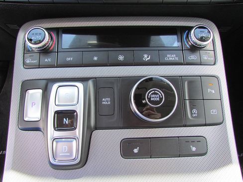 Used 2025 Hyundai Palisade SEL FWD image 30