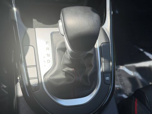 Used 2022 Kia Forte GT w/ GT Technology Package FWD image 23
