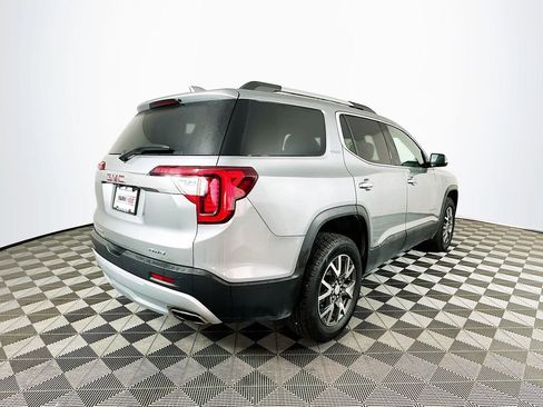 Used 2023 GMC Acadia SLE w/ Driver Convenience Package image 10